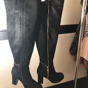 Black over knee w/ zipper